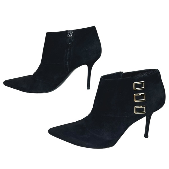 Roger Vivier - Women’s Suede Pointed Toe Bootie - Black, Size 36.5 IT, 6.5 US - Picture 6 of 16